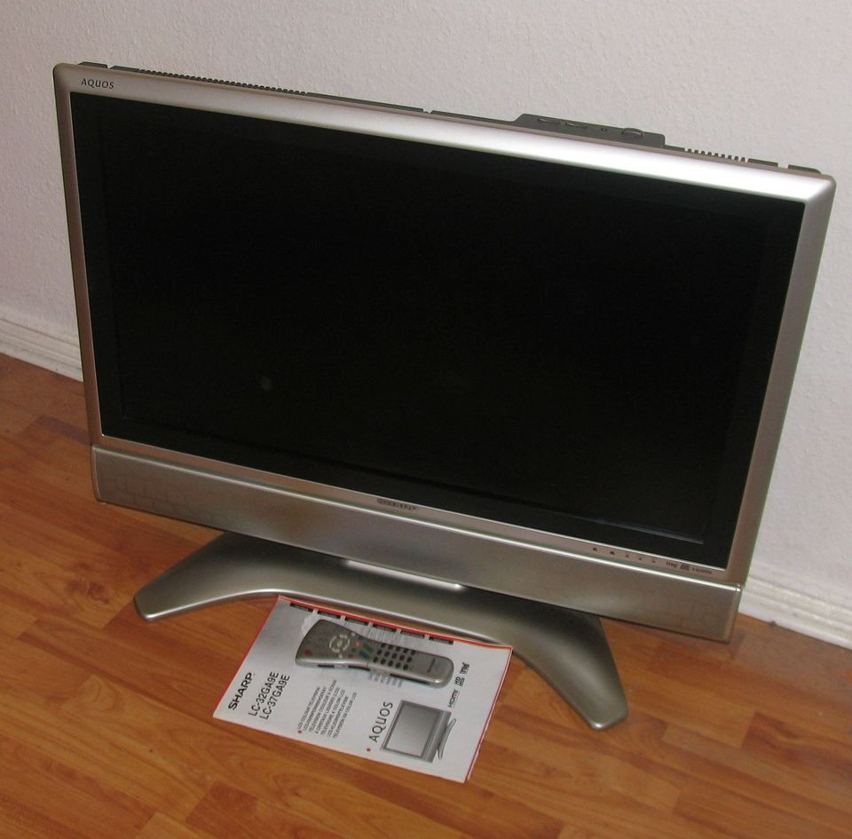 LC-32GA9E LCD TV Sharp Aquos 32". 2x HDMI, Fernbedienung in Berlin