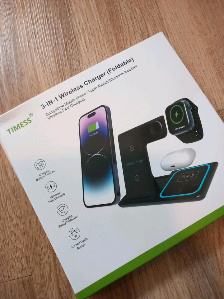 3-in-1 Wireless Charger (Foldable) in Tettau