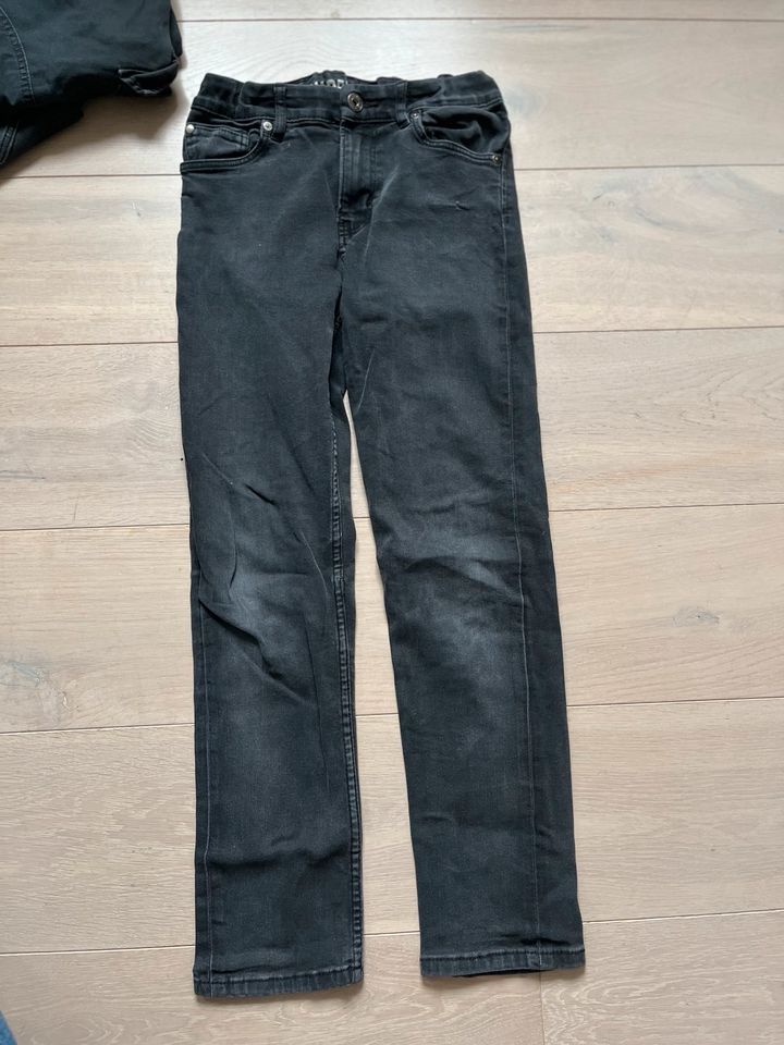 4x Jeans Bikerhose Cargohose 152 schwarz in Erfurt