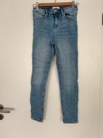 Topshop Röhrenjeans asos hellblau xs Nordrhein-Westfalen - Bergisch Gladbach Vorschau