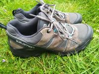 Salomon Trecking Schuh Gr 40 2/3 UK 7 fast neu Bayern - Osterhofen Vorschau