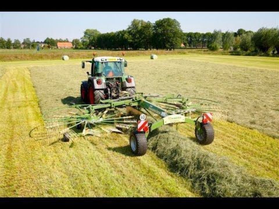 Krone Swadro TC 880 - Zweikreisel-Mittelschwader - verfügbar !!! in Spessart