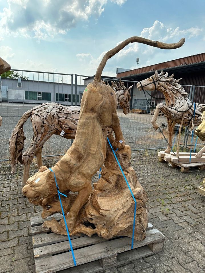 Teak Holz Skulptur - Raubkatze - Designer Deko Haus Villa Garten in Rinteln