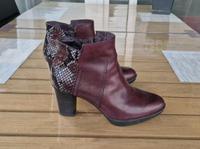 Stiefeletten mit Schlangenmuster Baden-Württemberg - Ulm Vorschau
