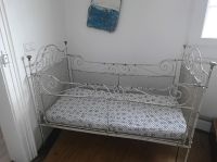 Babybett antik Shabby Shic Baden-Württemberg - Königsbach-Stein  Vorschau