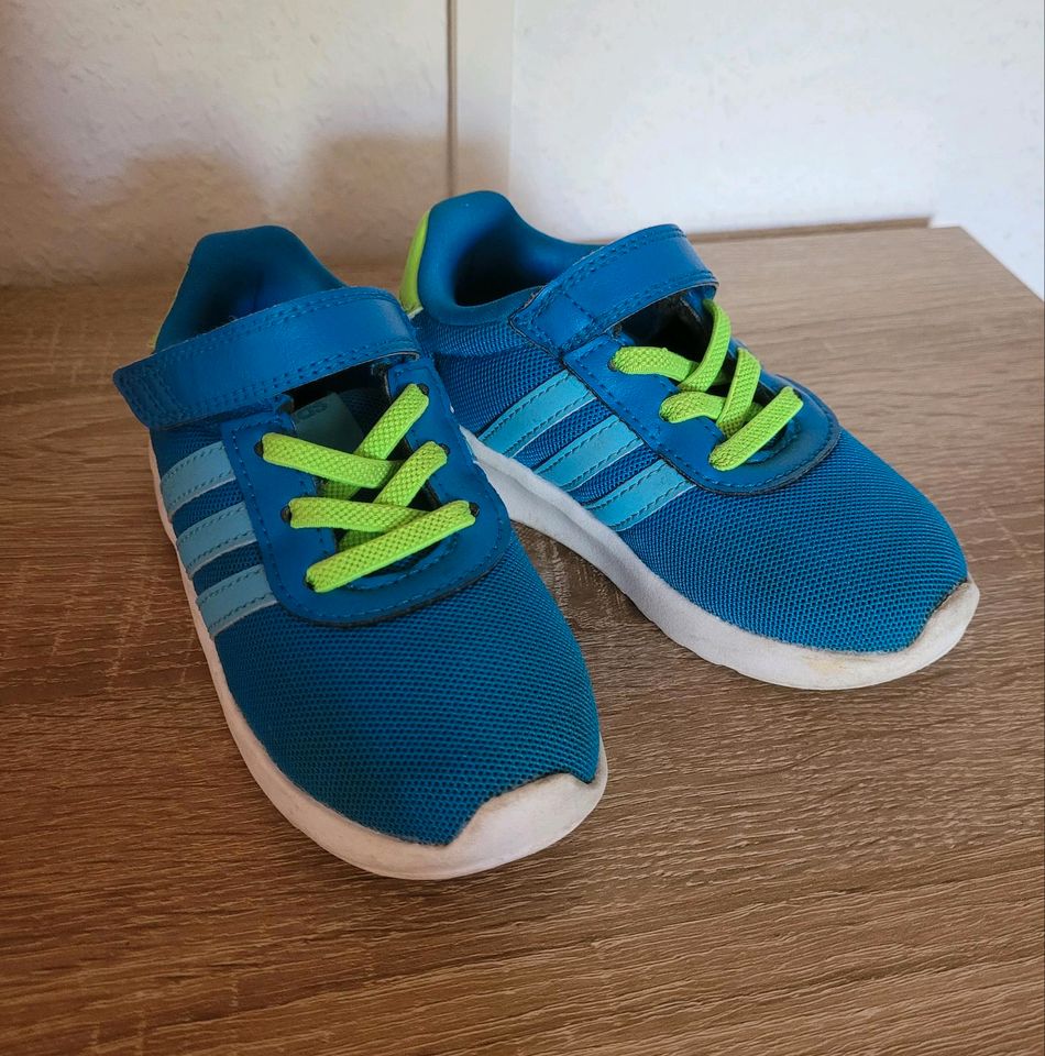 Kinderschuhe Adidas Größe 24 in Rostock