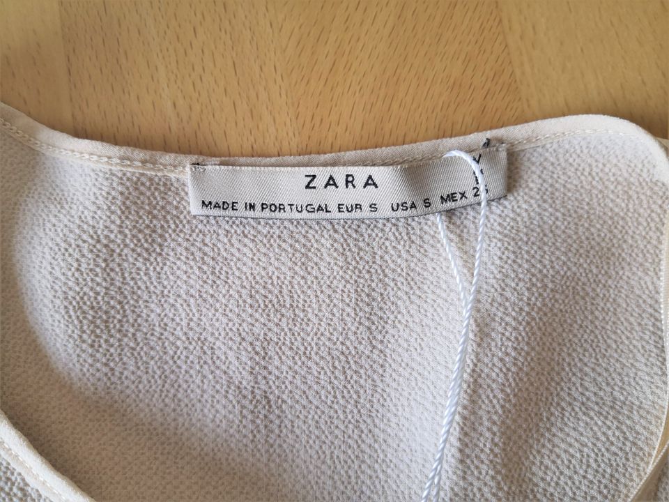 NEU Beige Spitzen Schnüre Bluse von Zara, Gr. S in Geisenhausen