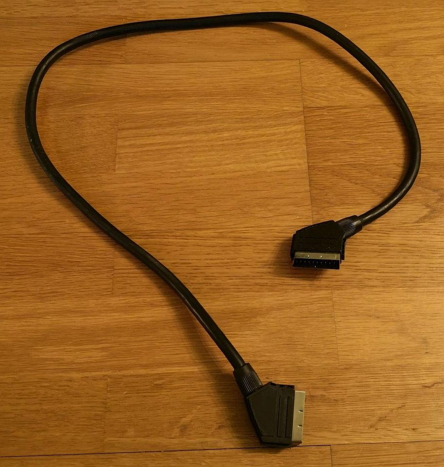 Scart Kabel - Ca. 100 cm lang in Wölfersheim