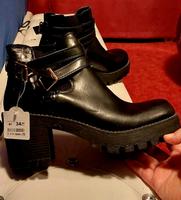 Neue Stiefeletten, Gr. 41 Bremen - Blumenthal Vorschau