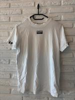 Adidas T-Shirt  Gr40 Niedersachsen - Westoverledingen Vorschau