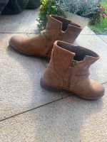 Neuwertige UGG Stiefel Stiefeletten Winterstiefel Größe 38 Köln - Rath-Heumar Vorschau