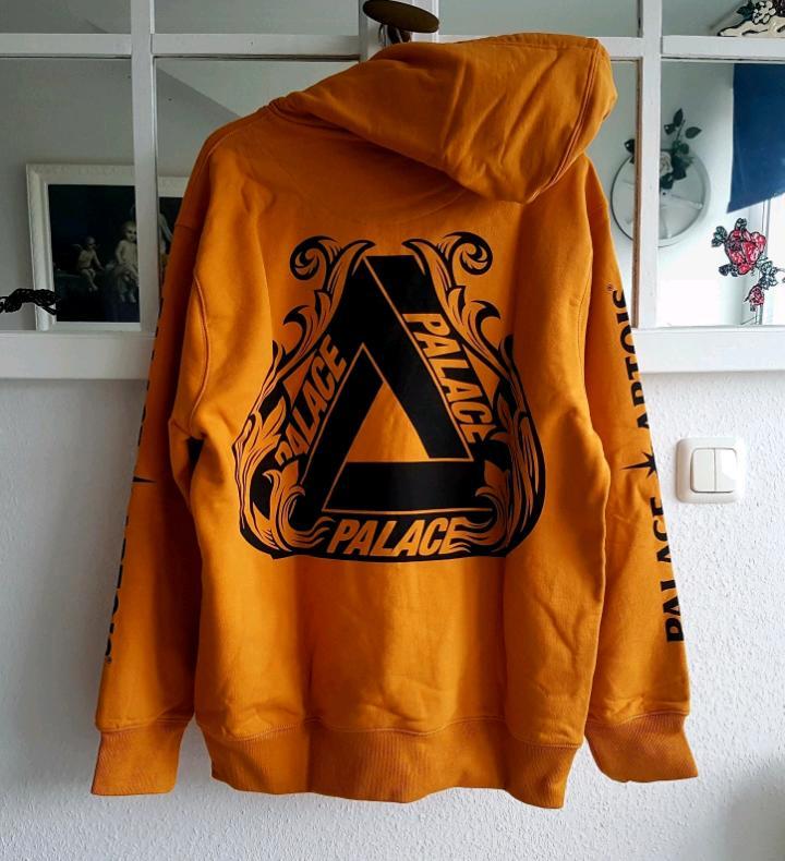 Palace X Stella Artois Hoodie , L (Gold) Pullover Winter Mode in Willich