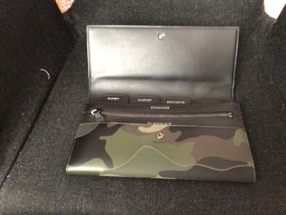 Valentino Clutch Camouflage Dokumentenclutch in Gettorf