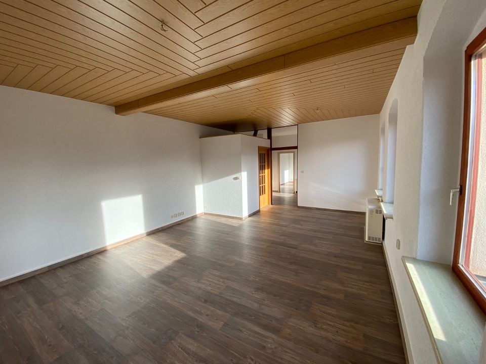 2-Raum-Wohnung mit großem Wohnzimmer in Hundshübel in Stützengrün