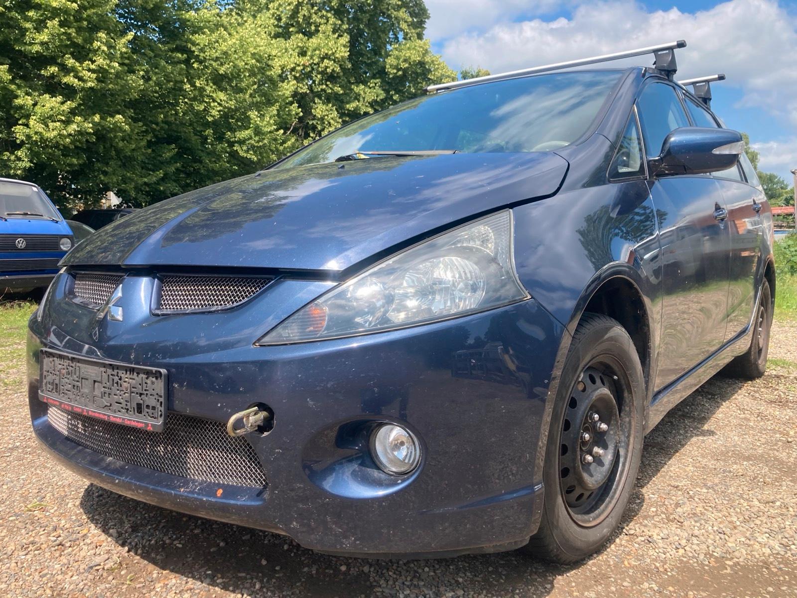 Abbildung des Autos Mitsubishi Grandis 2.4, …