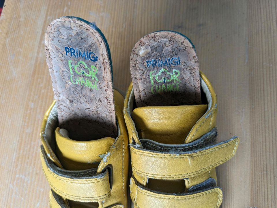 Primigi Kinderschuh in Gelb, Größe 23 in Köln