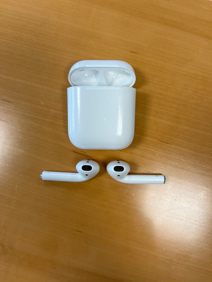 Apple Airpods in Ratingen