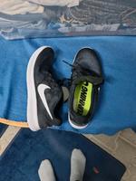 Nike Damenschuh neuwertig Gr.38 Baden-Württemberg - Singen Vorschau