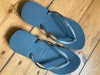 Havaianas silber (wie neu) Damen Mädchen Gr 37 38 Latschen Berlin - Wilmersdorf Vorschau