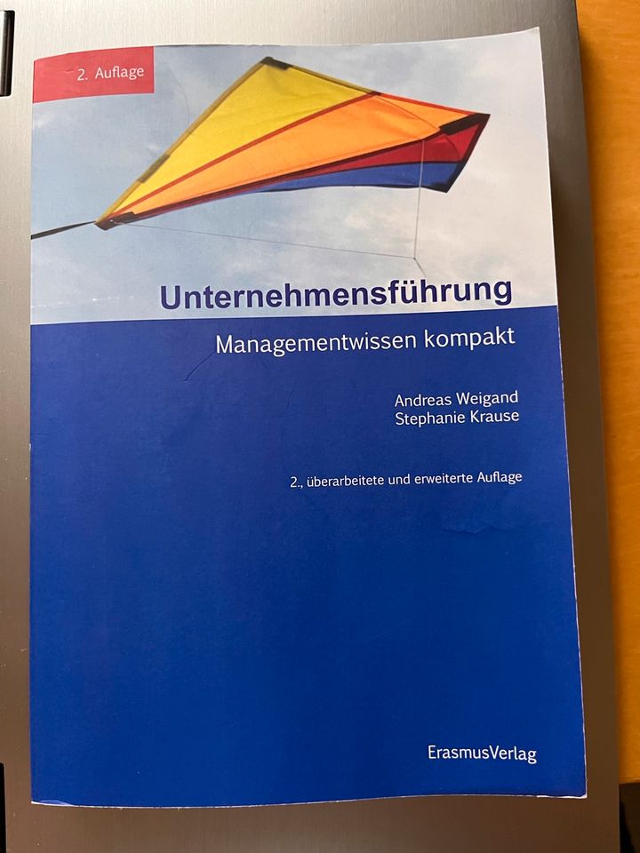 Unternehmensführung Managementwissen kompakt in Kassel