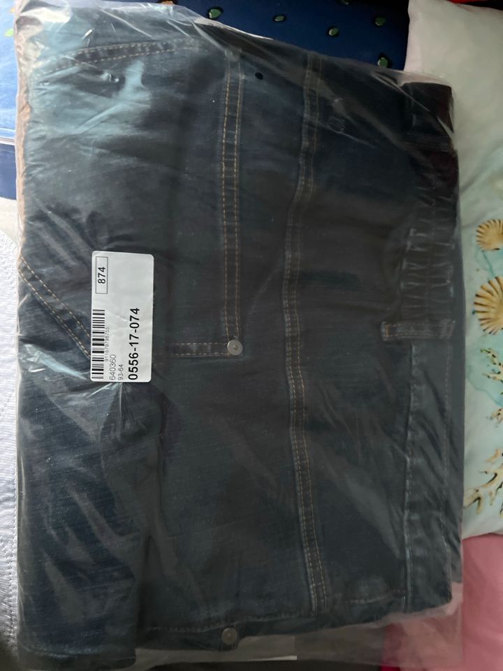 Ulla Popken Jeans Gr. 64 in Hamburg