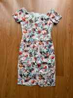 Zara basic Kleid Blümchenmuster Blumen sexy M 38 wie neu Düsseldorf - Flingern Nord Vorschau