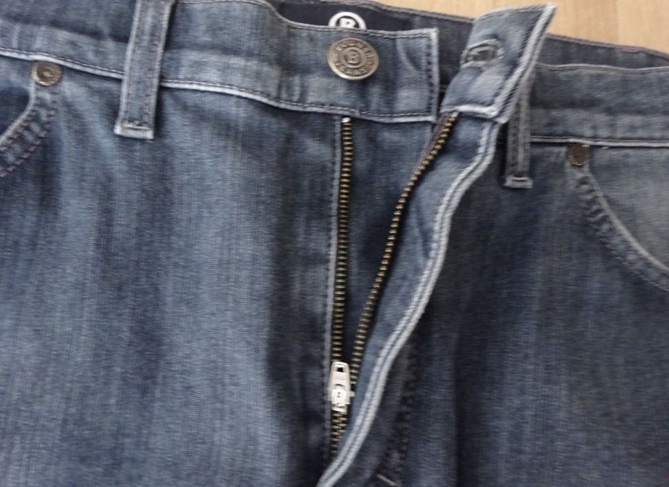 Bogner Jeans 38/34 in Regensburg