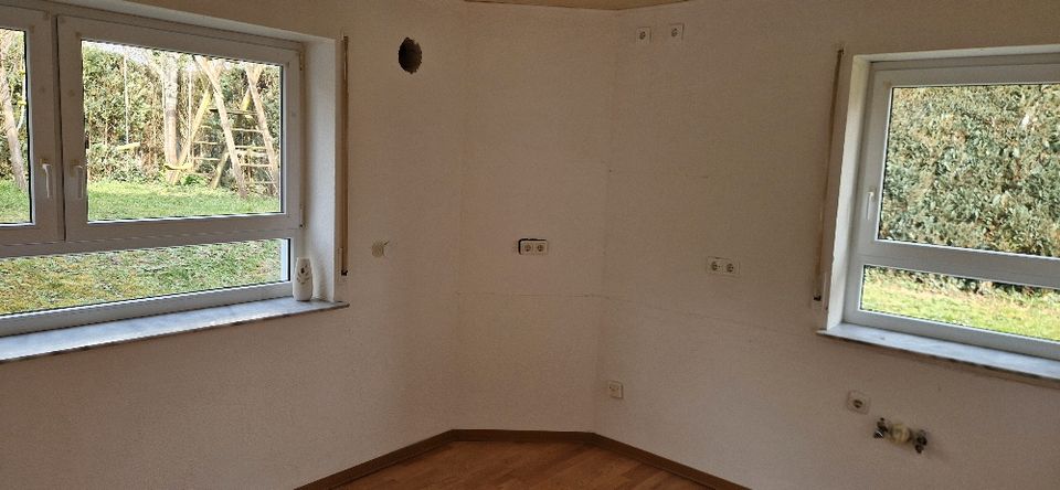 Exklusive 4-Zimmer-Wohnung,Fitnessraum und Pkw-Abstellplatz in Schweinfurt