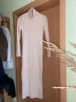 Beiges Bodycon Winterkleid mit Rollkragen S Shein Hessen - Rosbach (v d Höhe) Vorschau