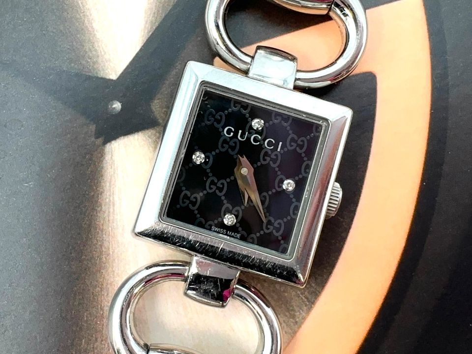 GUCCI 120 Ladies Watch 4 Diamonds Armbanduhr Uhr Swiss Made in Schleswig