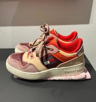 Tommy Hilfiger Schuhe Gr 37 neuwertig Nordrhein-Westfalen - Rösrath Vorschau