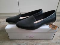 5th Avenue Leder Ballerina Gr.39 Navyblau nur 1x getragen Niedersachsen - Osterholz-Scharmbeck Vorschau