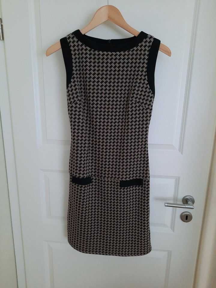 NEU Kleid Opus Boss Zara Gr. 34 in Haar