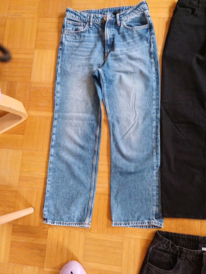 Jeans, Hose H&M Gr. 164 blau/schwarz im Bund verstellbar wie neu! in Lohfelden