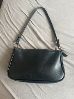 Schwarze Baguette Tasche von Mango Düsseldorf - Benrath Vorschau