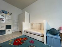 Hochwertiges Kinderzimmer, weiß neutral in sehr gutem Zustand Nordrhein-Westfalen - Düren Vorschau