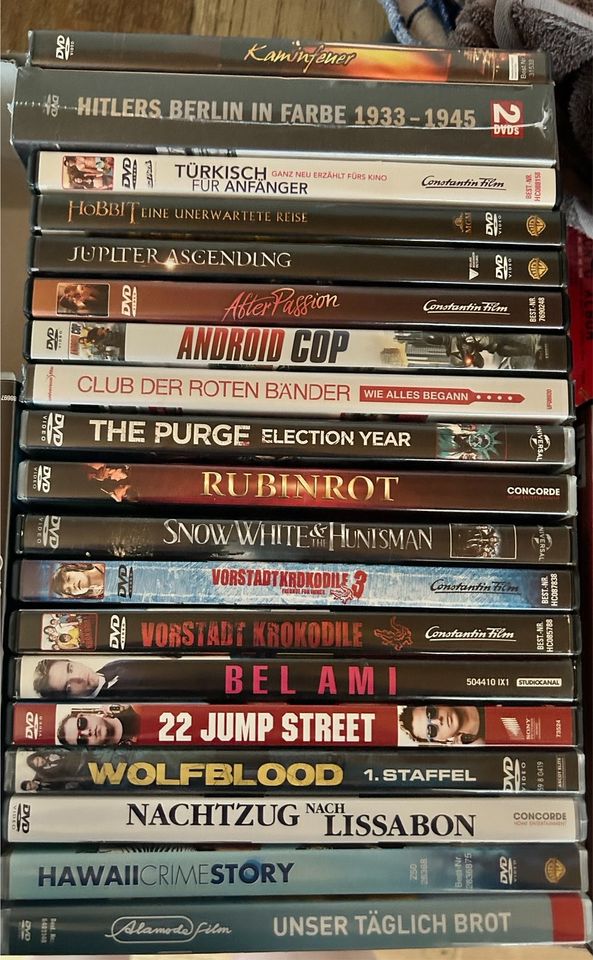 Verschiedene DVDs zu verkaufen (Rubinrot, the Purge, Vorstadtkro. in Garbsen