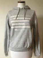 Damen Pullover/Hoodie in grau weiß, Pimkie Baden-Württemberg - Pfullingen Vorschau
