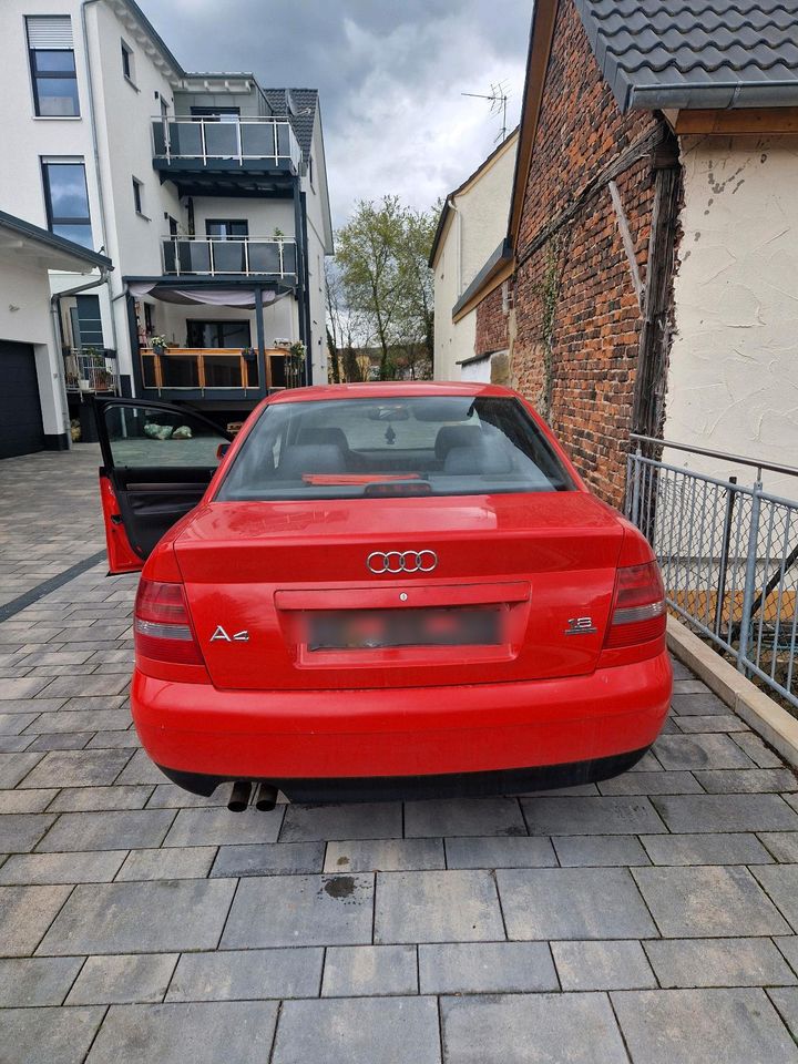 Audi A4 B5 1,8 quattro in Karlstein