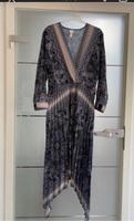 Plisseekleid 44 XXL Satin Falten wie neu figurschmeichelnd Hessen - Heppenheim (Bergstraße) Vorschau