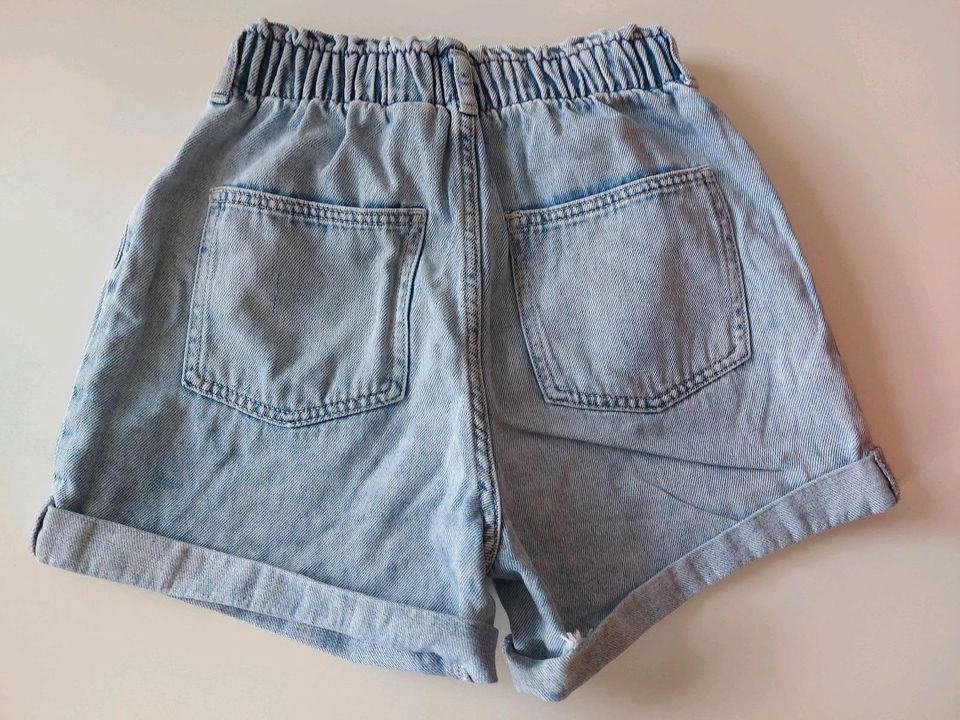 H&M kurze Jeans Shorts Größe 146 in Krefeld