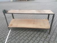 Werkbank mit Schraubstock 200 cm x60 cm Bayern - Schorndorf Vorschau