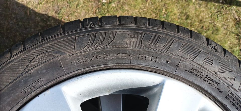 Sommerradsatz VW Polo 195/55 R15 85V 6Jx15 ET 43 in Seevetal