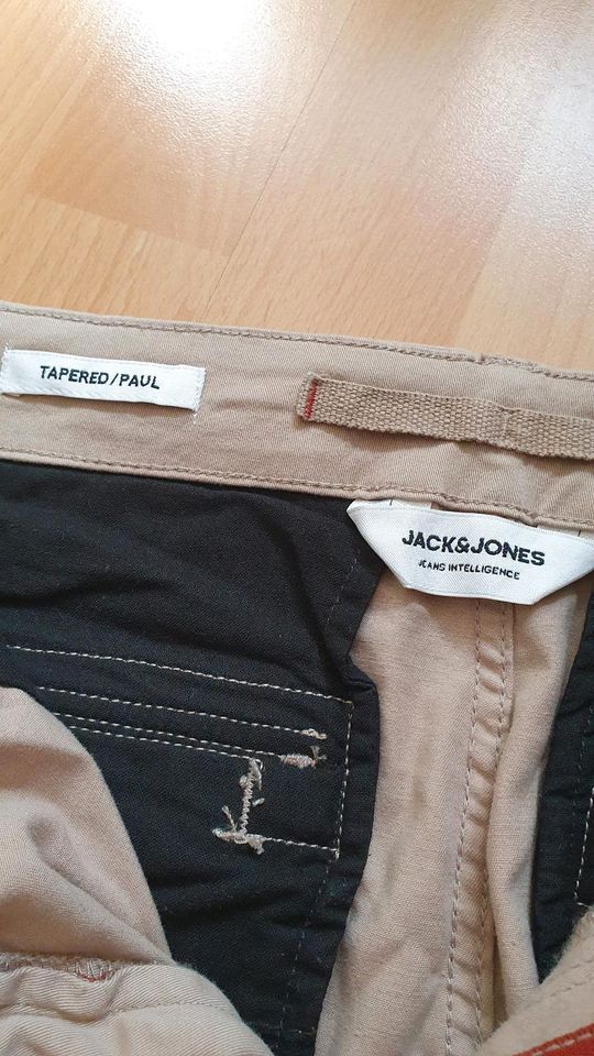 Jack & Jones tapered/Paul Jeans Cargohose Gr. 29/32 neuwertig in Brietlingen