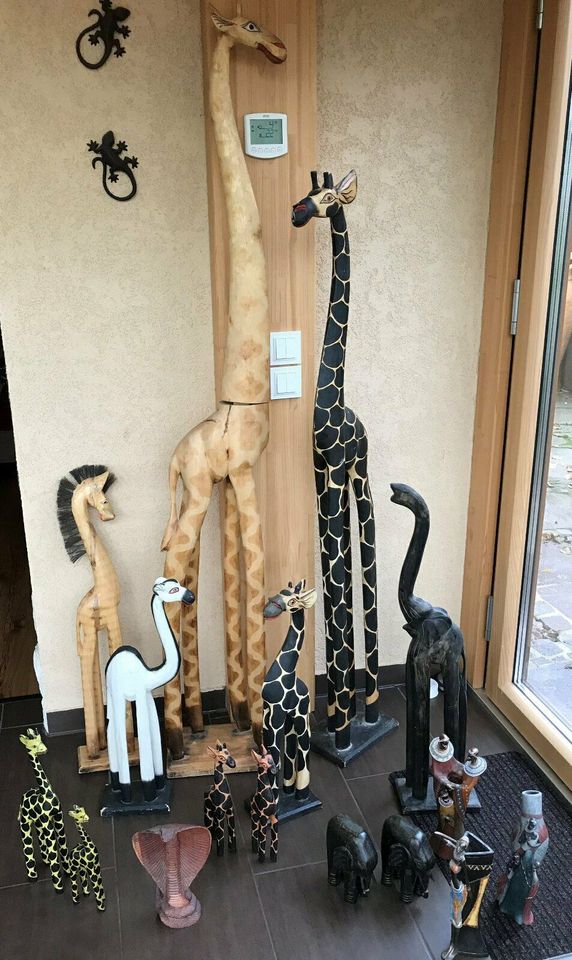 Giraffe aus Holz, Holzfiguren, Afrika in Wertheim