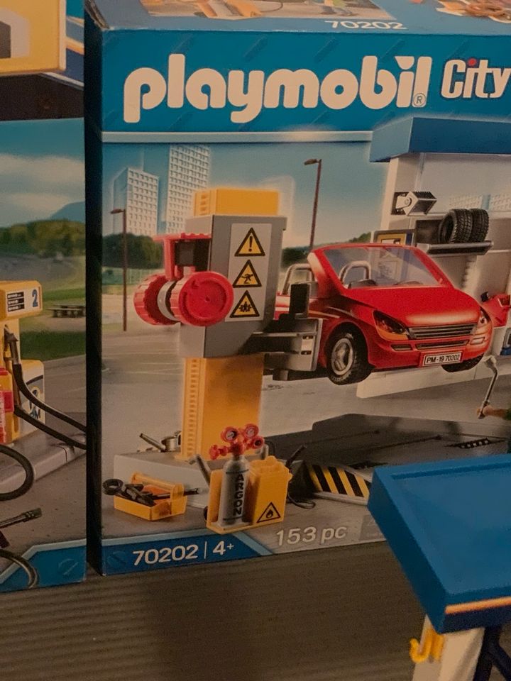 Playmobil  City Life  Große Tankstelle 70201 +  70202  Werkstatt in Pfarrkirchen