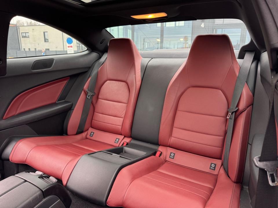 Mercedes-Benz C 180 CGI Coupe BE 7G Panorama ILS Leder COMAND in Erbach
