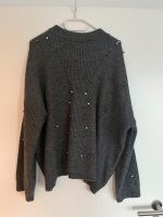 Stradivarius Strickpullover Pullover grau mit Perlen inkl Versand Nürnberg (Mittelfr) - Nordstadt Vorschau