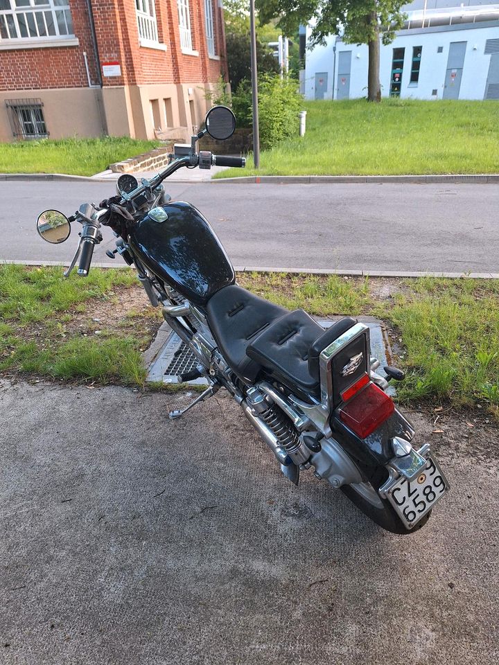 Suzuki Intruder 800 in Reutlingen