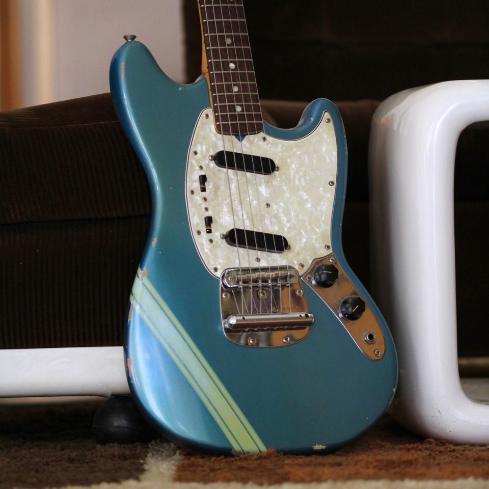 1972 Fender Mustang Competition Blue Refin' E-Gitarre Vintage in Wismar